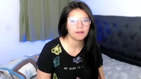 Vane blonde and Hazell black hair online show from January 19, 12:49 am