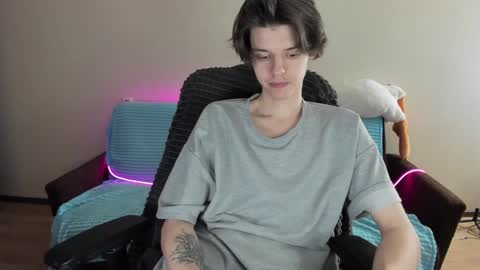 Snapshot of guy_liam1 chatting on January 22, 12:38 pm guy_liam1 online show from January 22, 12:38 pm