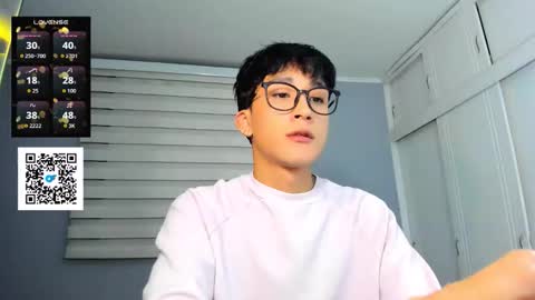 Snapshot of guy_veryhot1 chatting on September 15, 2:24 am onlyfans kevin garcia s online show from September 15, 2:24 am