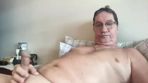 gwashere4u online show from February 1, 2:03 pm