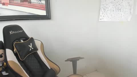 Alejandro 3 online show from February 20, 6:35 pm