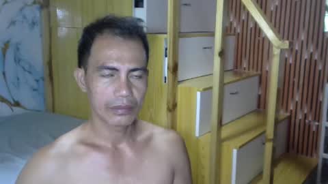 Rue online show from April 2, 11:55 pm