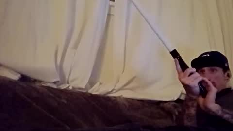 h333th3nz online show from March 30, 10:15 am