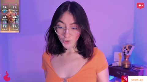 Snapshot of haanna_thompsoon chatting on February 25, 8:00 pm haanna_thompsoon online show from February 25, 8:00 pm