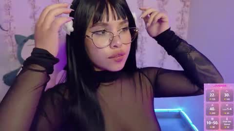 Haely online show from March 12, 12:36 am