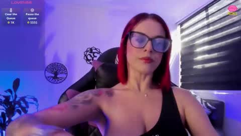 Hailee online show from February 25, 3:04 pm