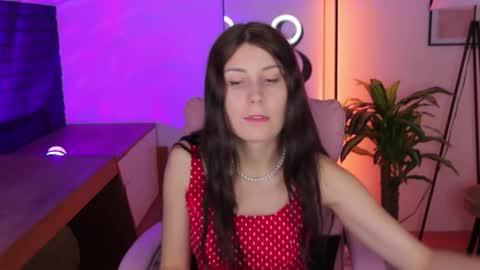 Snapshot of hailey__green chatting on October 9, 8:36 pm Hailey Green online show from October 9, 8:36 pm