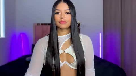 Snapshot of hailey_florez chatting on October 17, 3:16 pm hailey online show from October 17, 3:16 pm