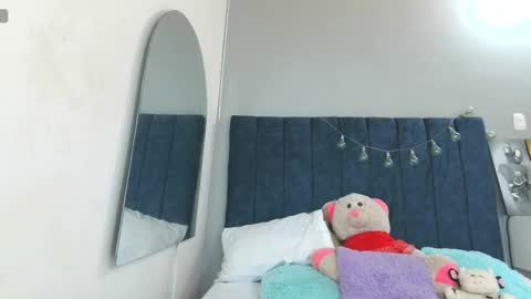 Hailey Rous online show from April 11, 11:36 am