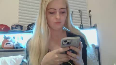 Hailey and d online show from November 25, 12:31 am