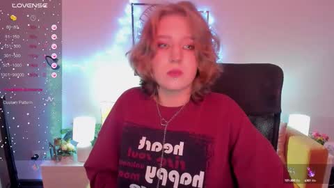 Snapshot of haileyfoxy chatting on October 8, 8:53 am Hailey online show from October 8, 8:53 am