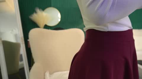 Hailey online show from November 13, 4:15 am