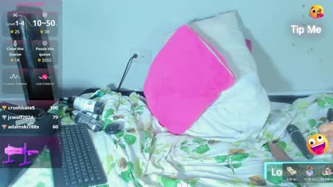 haileystonei online show from April 13, 11:25 am