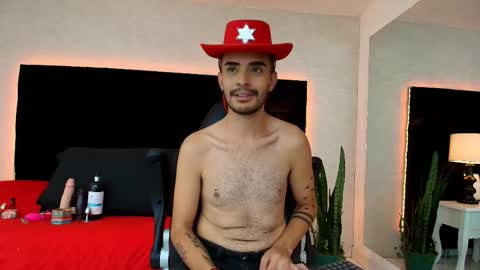 Snapshot of hairy_diamond chatting on September 13, 6:32 pm H A I R Y D I A M O N D online show from September 13, 6:32 pm