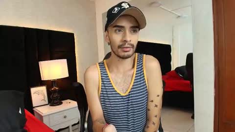 Snapshot of hairy_diamond chatting on September 14, 7:37 pm H A I R Y D I A M O N D online show from September 14, 7:37 pm