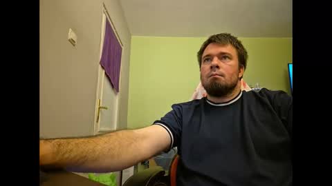 hairy_guy007 online show from December 1, 9:50 pm