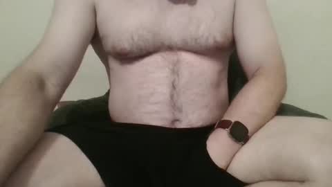 Snapshot of hairychest222141 chatting on October 19, 11:42 pm hairychest222141 online show from October 19, 11:42 pm