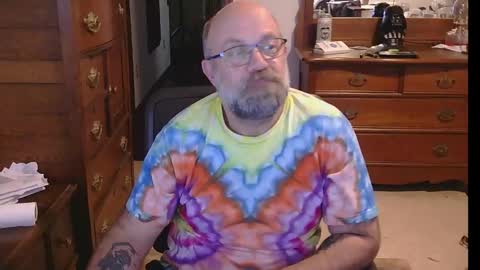 Snapshot of hairydaddybear69 chatting on September 18, 4:44 pm HairyDaddyBear69 online show from September 18, 4:44 pm