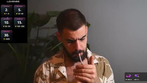 Snapshot of hairyrobxxx chatting on September 27, 7:11 pm HairyRobXxX online show from September 27, 7:11 pm