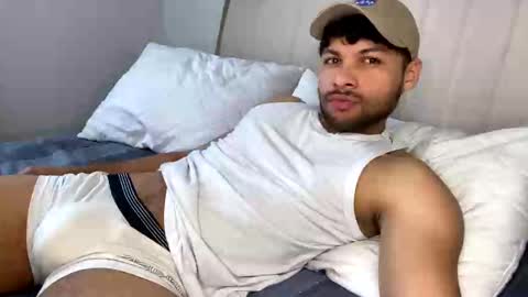 Snapshot of haku_kanjii chatting on February 24, 3:53 pm Independent model online show from February 24, 3:53 pm