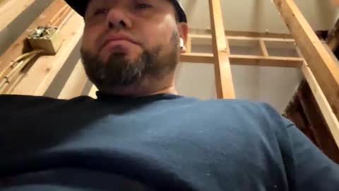 halebb online show from November 24, 9:35 pm