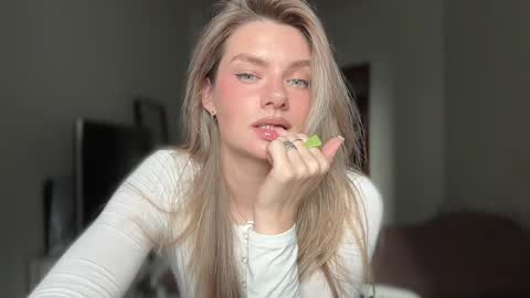 Snapshot of haley_rune chatting on September 22, 10:08 am haley_rune online show from September 22, 10:08 am
