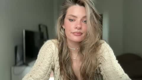 Snapshot of haley_rune chatting on September 26, 9:06 am haley_rune online show from September 26, 9:06 am
