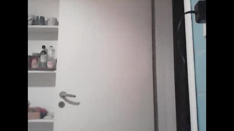 halfblood18 online show from January 8, 1:53 am