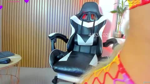 Anahis online show from March 5, 5:07 am