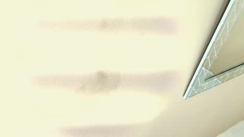 Hallie Stone online show from December 19, 12:00 pm