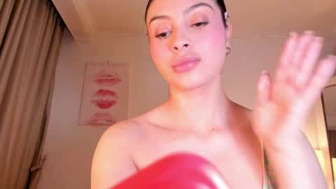 Halsey Maria online show from April 5, 2:41 am