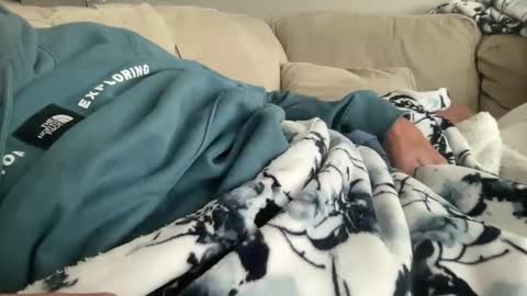 Snapshot of hammer1960 chatting on October 27, 2:17 pm relax online show from October 27, 2:17 pm