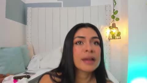 hanah_gray online show from October 10, 11:38 am