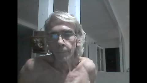 Snapshot of handshappyfu1 chatting on October 1, 6:29 pm handshappyfu1 online show from October 1, 6:29 pm