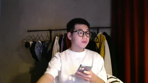 Snapshot of handsome_mannn chatting on January 12, 8:57 pm handsome_mannn online show from January 12, 8:57 pm