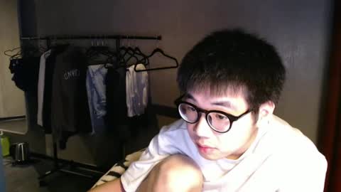 Snapshot of handsome_mannn chatting on February 18, 8:36 pm handsome_mannn online show from February 18, 8:36 pm