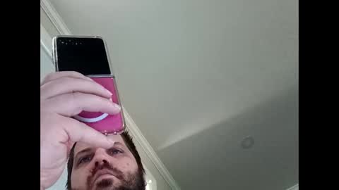 handsomedaddy198923 online show from October 27, 6:52 pm