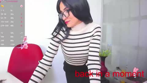 Sara online show from February 9, 7:05 pm