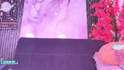 Snapshot of hanna_evanns_ chatting on October 15, 9:15 pm Hanna online show from October 15, 9:15 pm