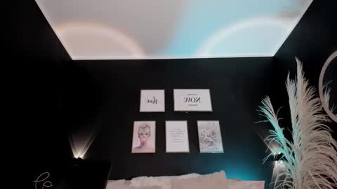  im Hanna online show from February 7, 9:01 am