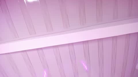 Hanna  online show from December 20, 8:05 pm