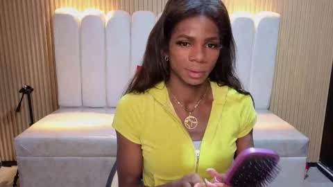 hanna_lamber online show from February 4, 11:14 am