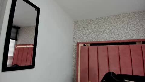  H A N N A  online show from October 9, 8:47 pm