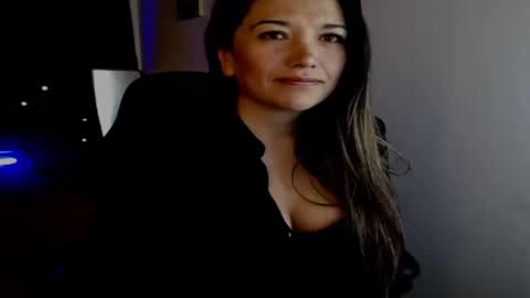 Snapshot of hanna_ma chatting on September 23, 3:28 pm hanna_ma online show from September 23, 3:28 pm