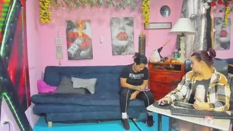 Hanna online show from April 22, 12:12 pm