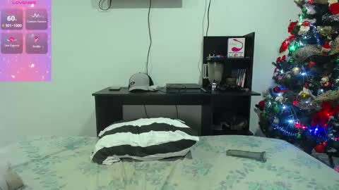 Hanna Milk Show online show from December 12, 8:47 am