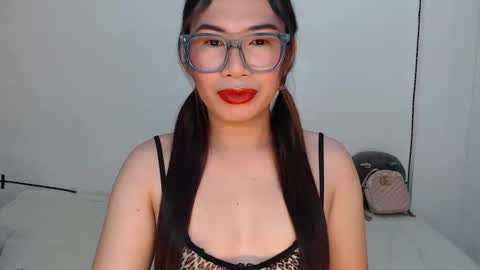 Hannah online show from September 9, 2:22 am