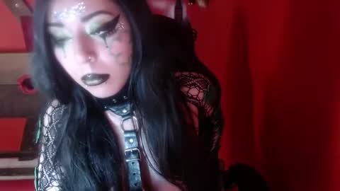 Snapshot of hannacarterr chatting on March 9, 4:55 pm Hanna online show from March 9, 4:55 pm