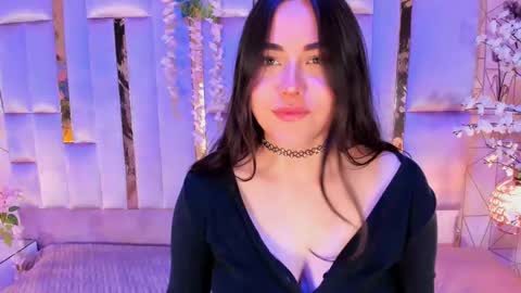  Hanna Collins  online show from October 3, 1:41 pm