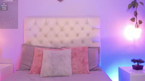 Snapshot of hannah_jonhson_1 chatting on March 8, 7:38 am Hannah online show from March 8, 7:38 am